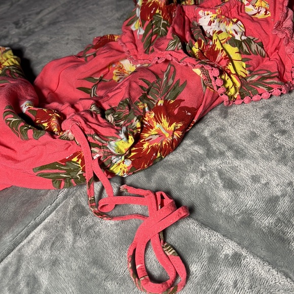 Romper - Picture 3 of 3